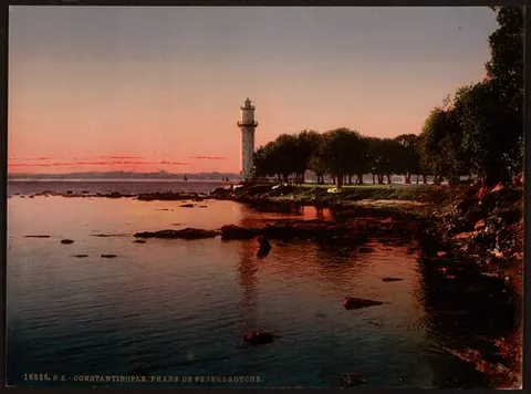Feuerbagd'sche (i.e., Fenerbahçe) on Sea of Marmora (i.e., Marmara), Constantinople, Turkey